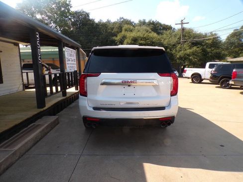 Used 2021 GMC Yukon Denali image 5