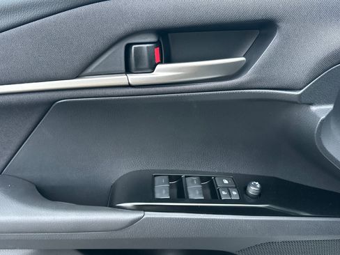 Used 2026 Toyota Camry LE image 11