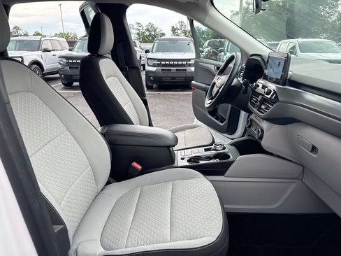 Used 2023 Ford Escape Active FWD image 21