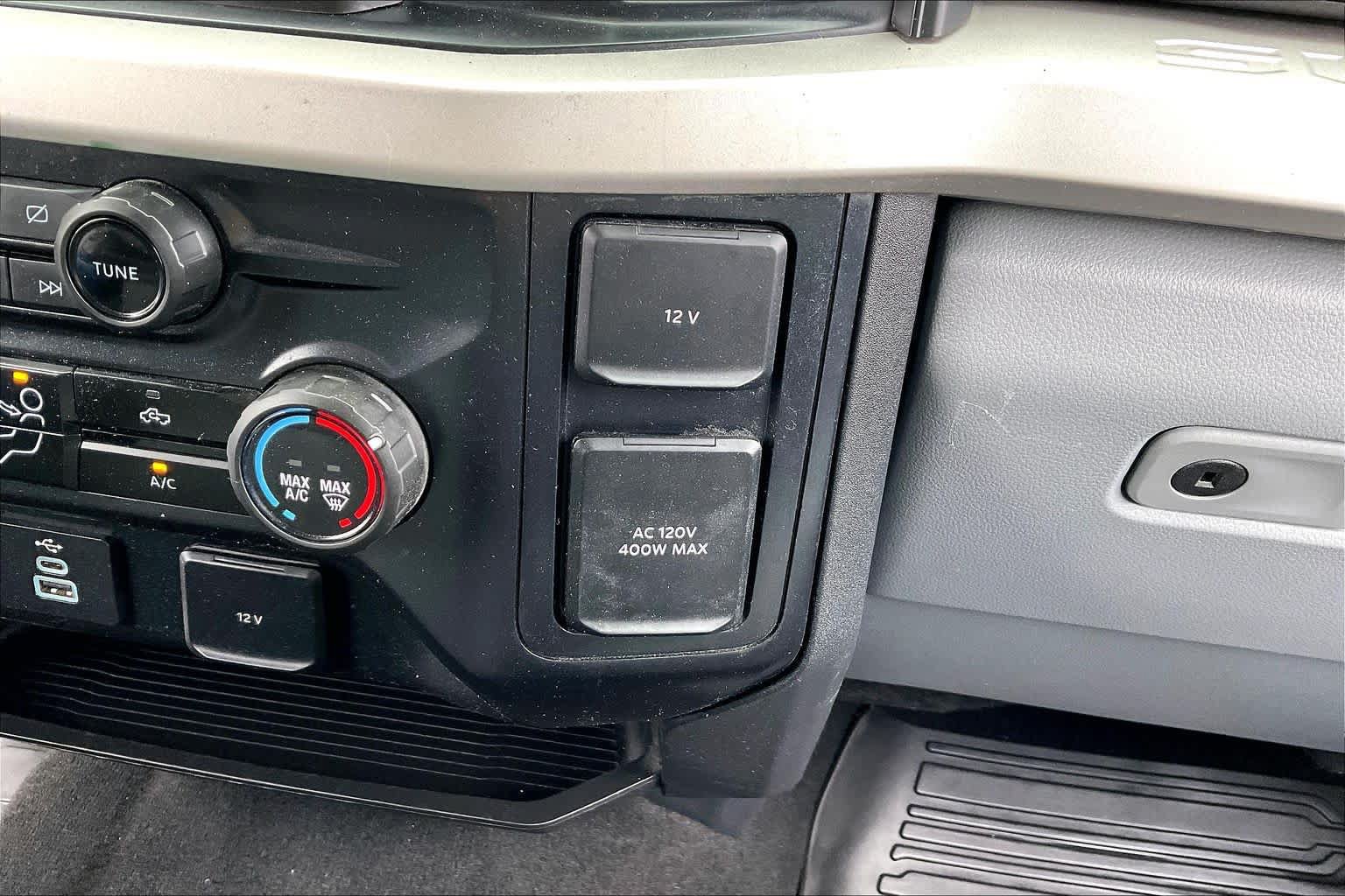 Used 2024 Ford F250 XLT w/ FX4 Off-Road Package AWD/4WD image 31