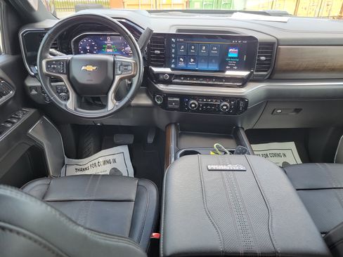 Certified 2024 Chevrolet Silverado 2500 High Country w/ High Country Premium Package AWD/4WD image 13