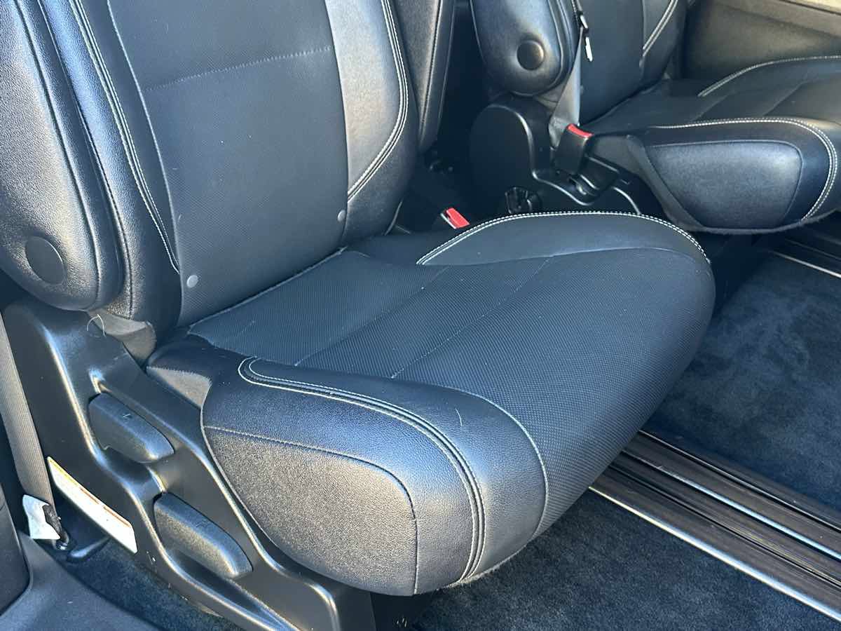 Used 2017 Toyota Sienna SE w/ SE Preferred Package FWD image 20