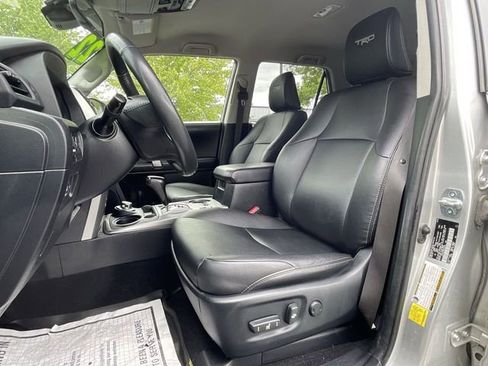 Certified 2022 Toyota 4Runner TRD Sport w/ Technology Package AWD/4WD image 14