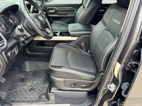 Used 2020 RAM 2500 Laramie AWD/4WD image 10
