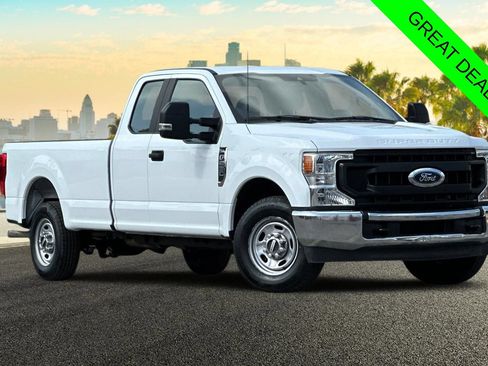 Used 2022 Ford F250 XL w/ Power Equipment Group RWD image 2