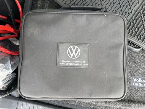 Used 2022 Volkswagen Tiguan SE image 25