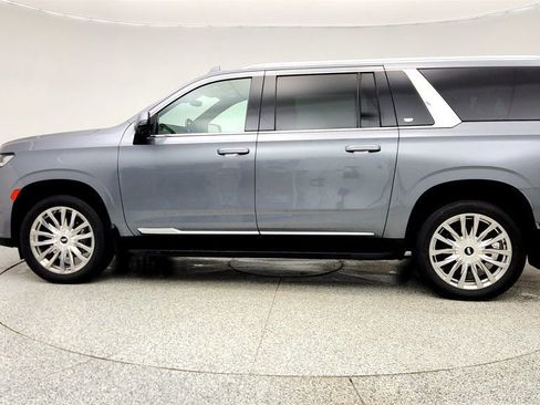 Used 2021 Cadillac Escalade ESV Premium Luxury image 8