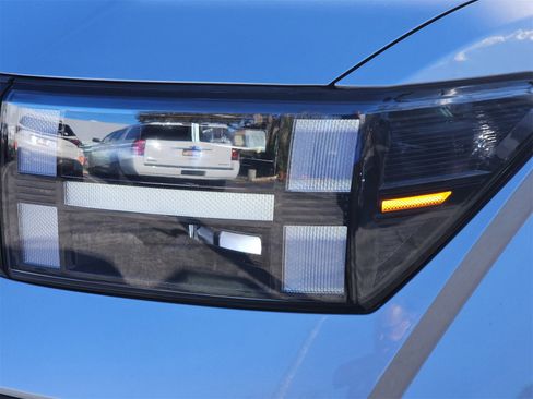 Certified 2025 Hyundai Santa Fe SEL image 35