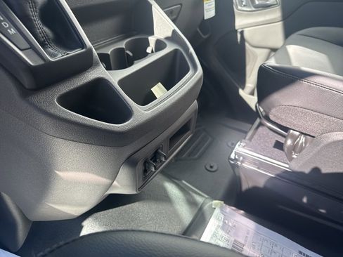 New 2026 Ford Transit 250 148 Medium Roof w/ Load Area Protection Package image 13