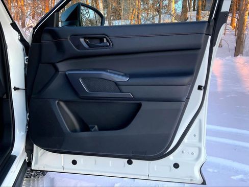 Used 2023 Nissan Pathfinder Rock Creek image 23