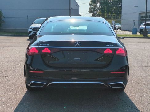 Used 2025 Mercedes-Benz E 450 4MATIC Sedan image 3