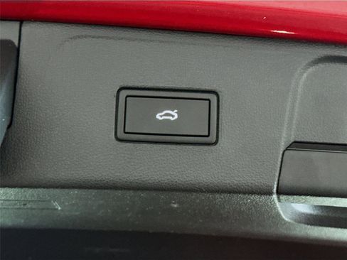 Used 2022 Volkswagen Atlas SE image 21