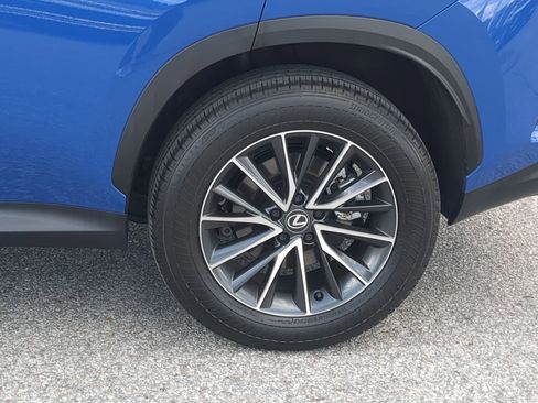 Used 2025 Lexus NX 250 FWD w/ Accessory Package (Z2) image 11