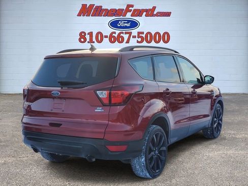 Used 2019 Ford Escape SE image 3