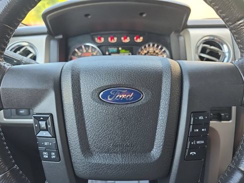 Used 2014 Ford F150 FX4 w/ Equipment Group 402A Luxury AWD/4WD image 15