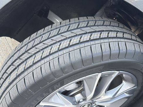 Used 2025 Acura ADX FWD image 12