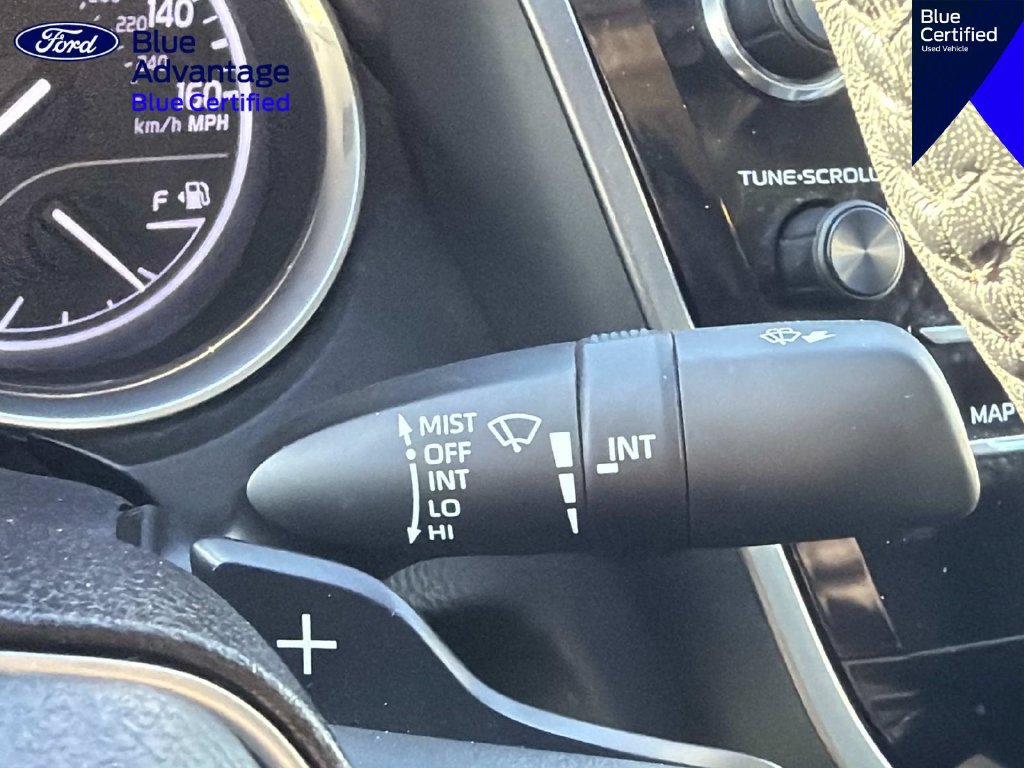 Used 2019 Toyota Camry SE FWD image 24
