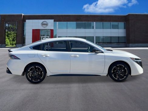 New 2026 Nissan Sentra SR w/ SR All Weather Package FWD image 6