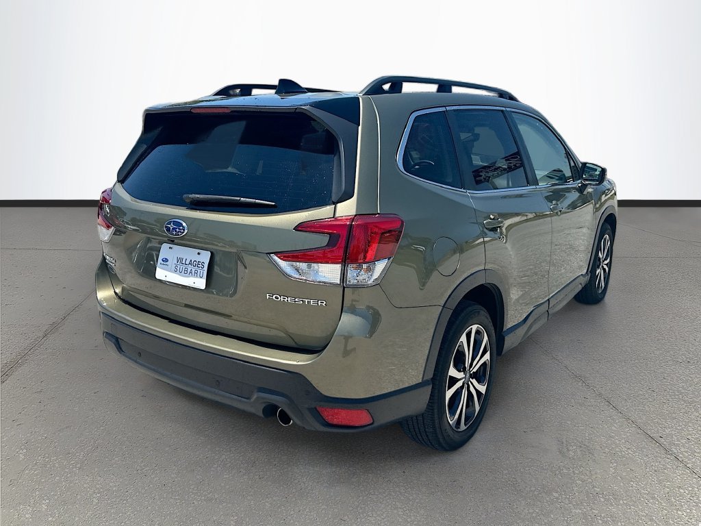 Used 2024 Subaru Forester Limited AWD/4WD image 7