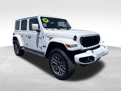 Used 2024 Jeep Wrangler High Altitude AWD/4WD image 8