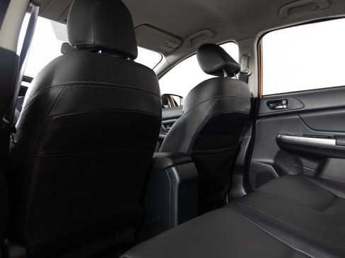 Used 2015 Subaru Crosstrek 2.0i Limited w/ Popular Package #2 image 18