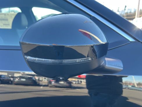 New 2026 Nissan Kicks SR w/ Cold Weather Package image 11