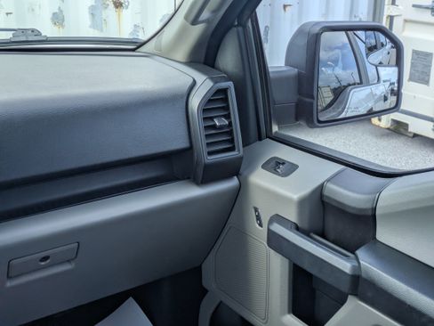 Used 2019 Ford F150 XL w/ Equipment Group 101A Mid AWD/4WD image 18