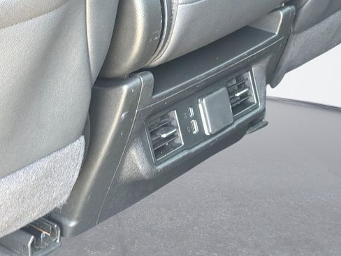 Used 2025 GMC Sierra 1500 SLT AWD/4WD image 21