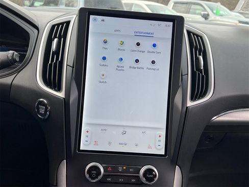 Used 2022 Ford Edge SEL w/ Convenience Package image 19