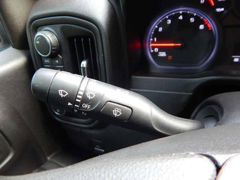 Used 2019 Chevrolet Silverado 1500 Custom Trail Boss w/ Custom Convenience Package image 21