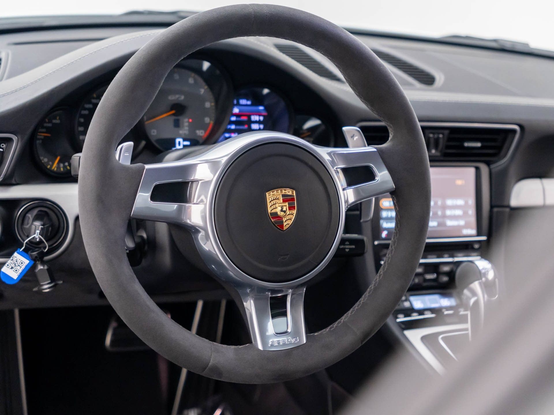 Certified 2015 Porsche 911 GT3 w/ Sound Package Plus RWD image 12