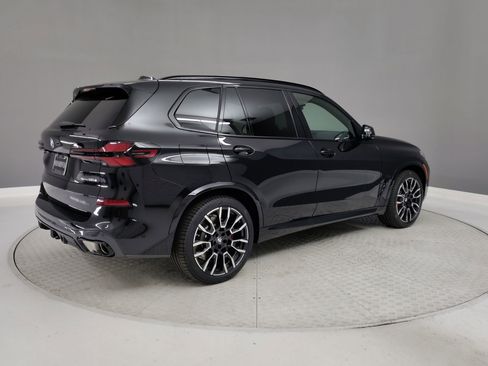 Used 2026 BMW X5 xDrive50e w/ M Sport Package AWD/4WD image 6