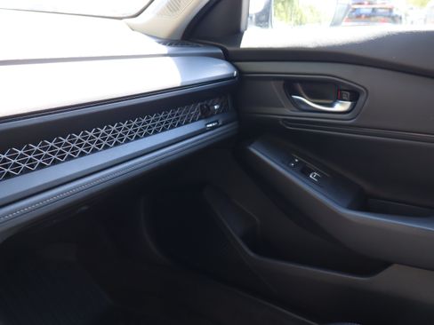 Used 2024 Honda Accord EX image 36