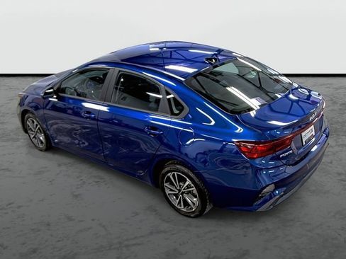 Used 2024 Kia Forte LXS FWD image 2