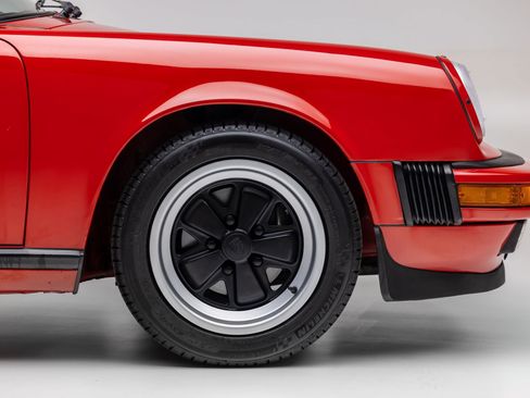 Used 1988 Porsche 911 Carrera RWD image 35