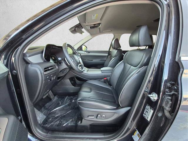 Used 2025 Hyundai Palisade SEL FWD image 16