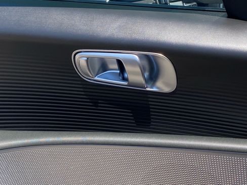 Used 2023 Hyundai Ioniq 6 SE AWD/4WD image 19