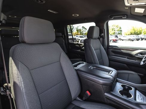 Used 2022 Chevrolet Suburban LS AWD/4WD image 28