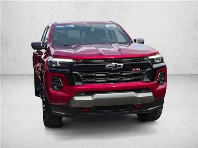 Certified 2025 Chevrolet Colorado Z71 w/ Technology Package AWD/4WD image 2