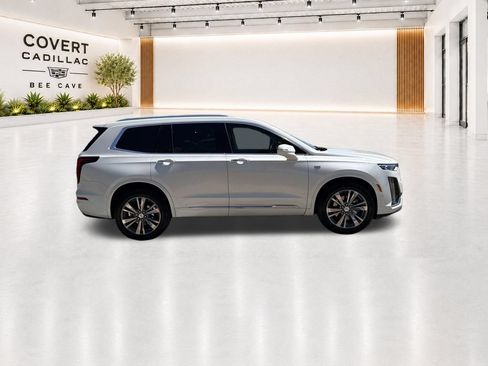 Used 2020 Cadillac XT6 Premium Luxury w/ Platinum Package AWD/4WD image 13