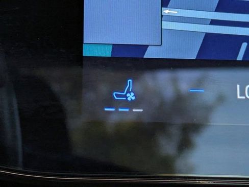 Certified 2025 Ford Mustang Premium image 30