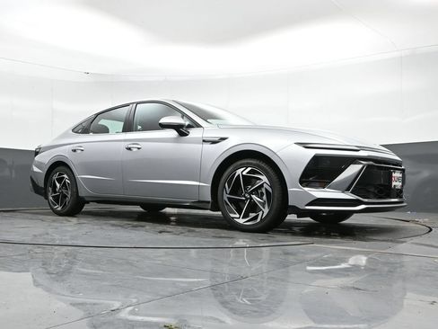 New 2026 Hyundai Sonata SEL FWD image 40