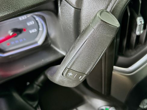 Used 2019 Chevrolet Silverado 1500 LT w/ All-Star Edition AWD/4WD image 23