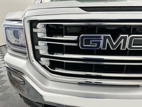 Used 2018 GMC Sierra 1500 SLT w/ SLT Premium Package AWD/4WD image 3