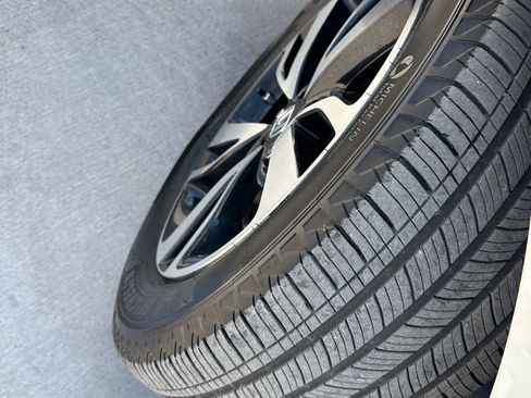 Used 2018 Honda Odyssey Elite image 2