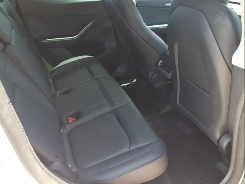 Used 2023 Tesla Model Y Long Range AWD/4WD image 19