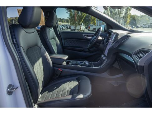 Used 2022 Ford Edge ST-Line AWD/4WD image 11