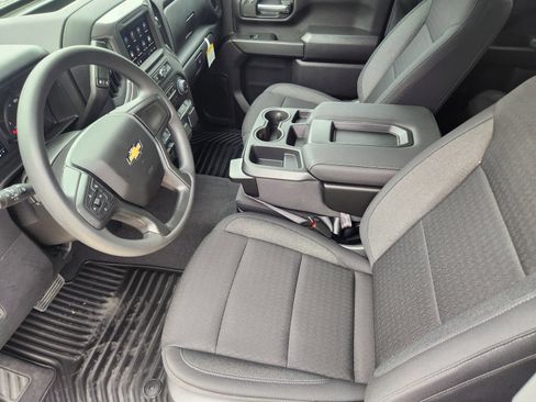 New 2026 Chevrolet Silverado 2500 Custom w/ Custom Value Package AWD/4WD image 13