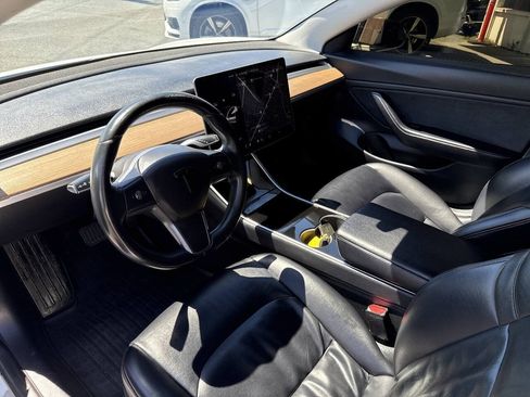 Used 2018 Tesla Model 3 Long Range RWD image 26