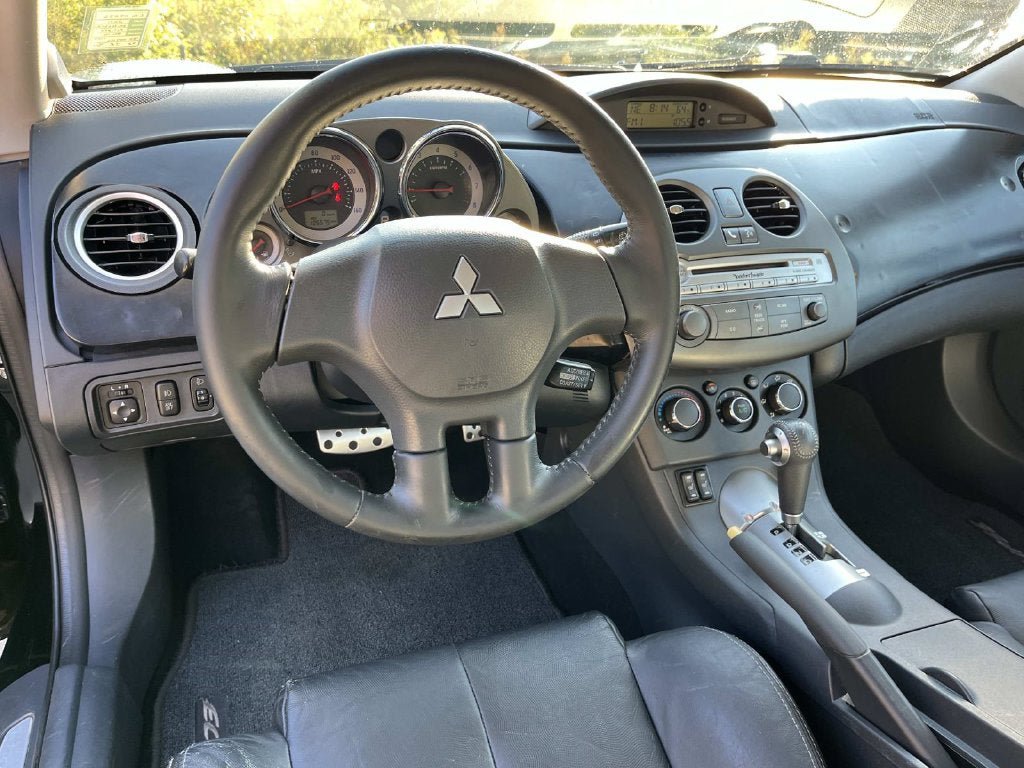 Used 2011 Mitsubishi Eclipse GS FWD image 10